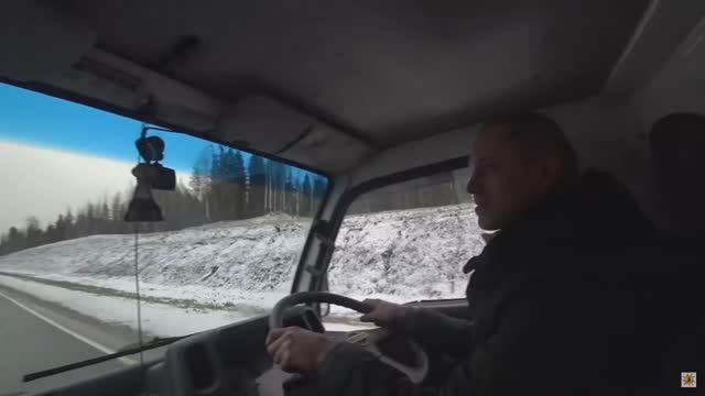 Доедет не доедет. В Архангельск 1000 км . Купил Ниссан Атлас. Перегон. смотреть онлайн