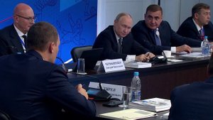 За нашу Великую Россию и любимую Родину в лице уважаемого Президента России Владимира Путина!🇷🇺🤝