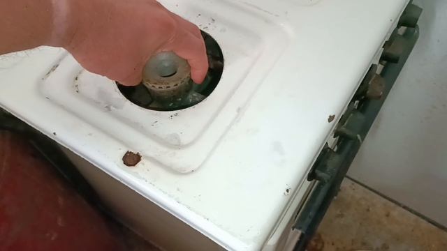 бомж-канал, досталась хорошая газовая плита в ужасном состоянии, смогу ли отмыть пригоревшую грязищу смотреть онлайн