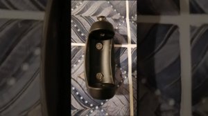 Вешаю сама карниз в ванной. С помощью пилки для ногтей и апельсиновых палочек