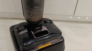 самоочистка вертикального пылесоса Roborock F25 ultra