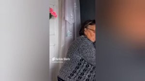 7/11 25 ОЗВУЧКА. ВЫГНАЛИ ИЗ БАССЕЙНА.