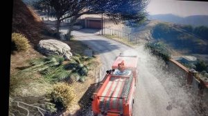 мы ездим в GTA на пожарной машине
