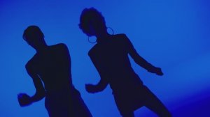 Порвём танцпол. AVI & SUNO AI. AI music #music #музыка #песня #newmusic #ai #popmusic #love #phonk