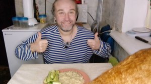 обед с Рыжулей. Октябрьская - самый ужасный день. мукбанг. обжор. еда на камеру. диета. шизофрения.