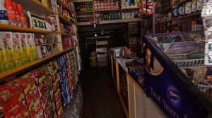 Обед с мужем. Вечно он меняет планы. Отмечаем что-то_ Путтапарти. Индия.