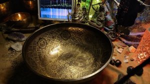 42см.    До 64 191 387 627 900 1547 гц.,   7.2 кг