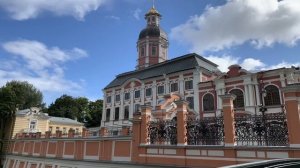 Тюрбаны на Крестоносцах: Аллегория Власти в Раке Александра Невского.