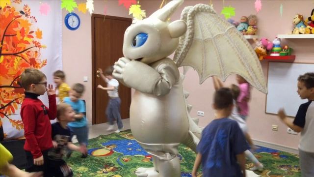 День рождения с дракончиком смотреть онлайн