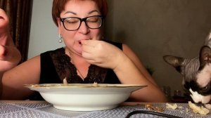 ДЕШЕВО И СЕРДИТО/ВКУСНЫЙ ПЕРЕКУС ПЕРЕД УЖИНОМ/ЭТИ ЛАПЫ САМЫЙ СМАК🔥/Мукбанг