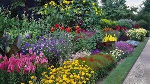 ИДЕИ 2025 ПРЕКРАСНЫЕ НЕБОЛЬШИЕ ПРИУСАДЕБНЫЕ САДЫ