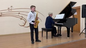 Светличный Никита - А. Дворжак "Юмореска", А. Петров "Эй, моряк"