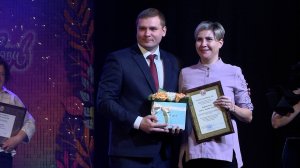 Глава Хакасии пожелал Саяногорску процветания и развития