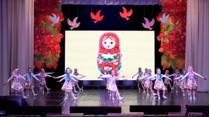 Ансамбль танца " Метелица " . " Матрёшки "