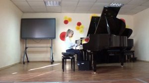 Играет Лилия Балаклеец