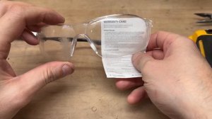 Восстановил прозрачность затёртых мутных очков, теперь на новые не трачусь