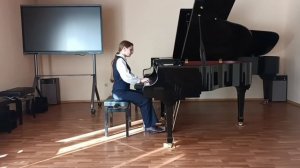 Играет Елизавета Овсяникова