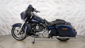 Harley-Davidson Street Glide vin 5HD1KBME0EB604411