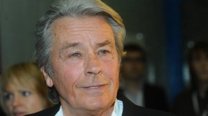 От мясника до секс-символа французского кино: Алену Делону исполнилось 90 лет