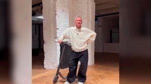 "Модник невероятный" - близкие и коллеги рассказали о стиле Олега Меньшикова