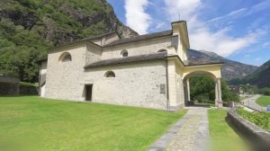 Чевио, Швейцария 🇨🇭 Живописная прогулка по тихой деревне Тичино 4K, 60 кадров в секунду