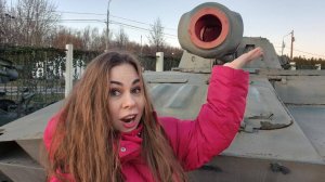 Нашла танки в самом неожиданном месте