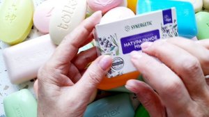 АСМР ШУРШАНИЕ. РАСКЛАДЫВАЮ ЯРКОЕ МЫЛО. ШУРШУ УПАКОВКОЙ.