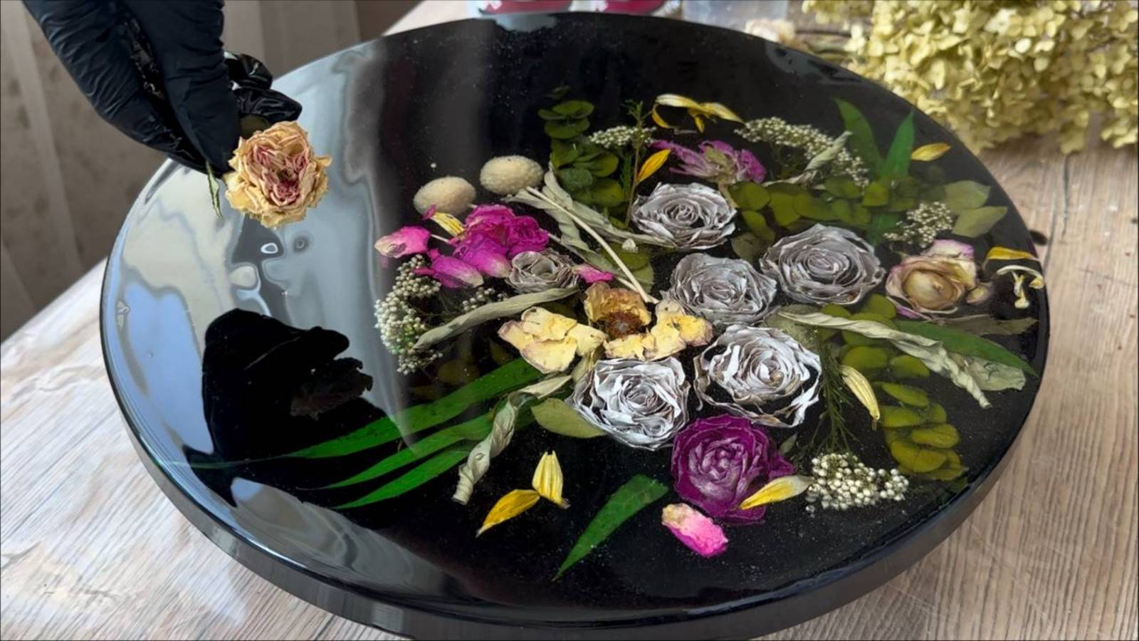 Создаю розы сама: нежные цветы и эпоксидная смола — полный мастер-класс смотреть онлайн