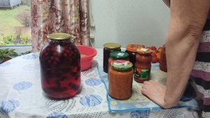 Топлю печь ,готовлю обед,ждём гостей.