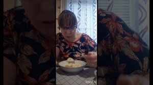 Антонина 🍬
Прошли похороны,но я поехала на поминки.