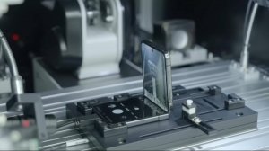 Внутри фабрики Samsung, где роботы создают миллионы смартфонов