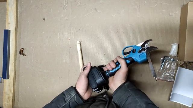 Секатор садовый. МОЩЬ! Разрежет все до 30мм! Ссылки. смотреть онлайн