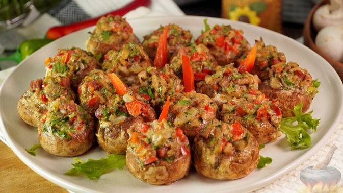 Просто и эффектно. ФАРШИРОВАННЫЕ ГРИБЫ С БЕКОНОМ