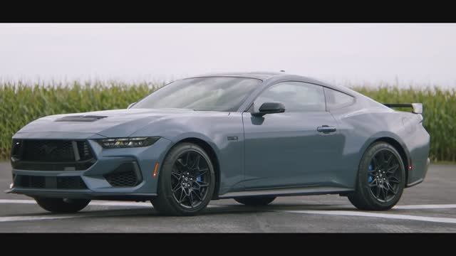 Mustang GT vs Camaro SS смотреть онлайн