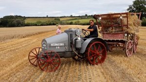 ЭТО ВИДЕО НАБРАЛО 1 МЛН ПРОСМОТРОВ! Трактора 1950-ых! Как новые! #64