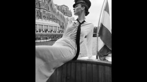 Джулия Бергофф ( Julia Bergshoeff )