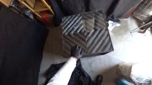 АУКЦИОН КОНТЕЙНЕРОВ В США Нашли клад в сундуке. Оружие и деньги. Очень повезло