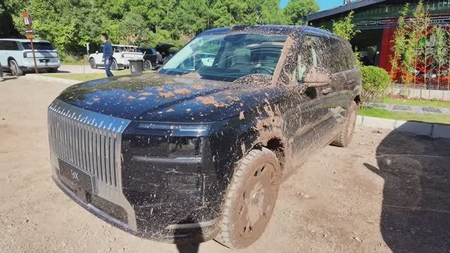 Обзор Zeekr 9X: по бездорожью смотреть онлайн