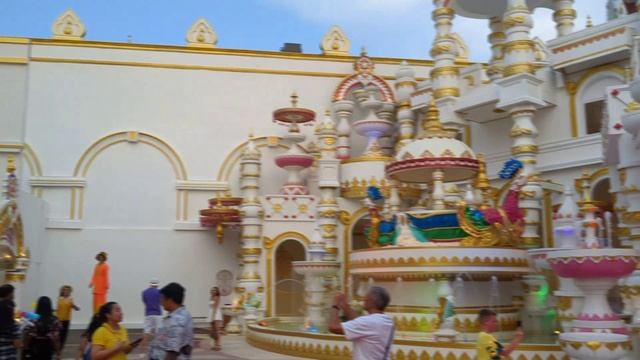 Парк Carnival Magic