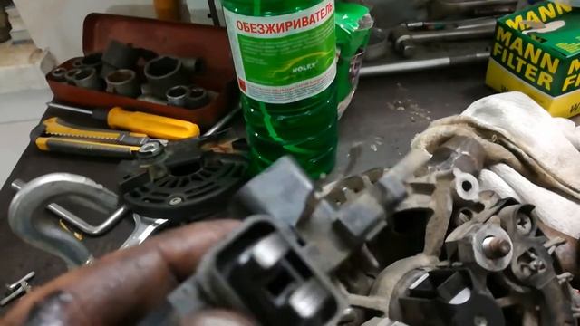 Митсубиши каризма Mitsubishi Carisma горит аккумулятор машина дергается плохо работают скорости иног смотреть онлайн