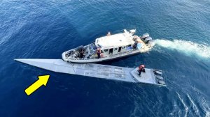 Береговая Охрана Задержала Странную Синюю Лодку. То, Ч