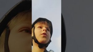 обзор на старый заброшенный фургон.mp4