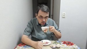 То хвалим, то ругаем. То васхваляем, то плюёмся. 08.11.25