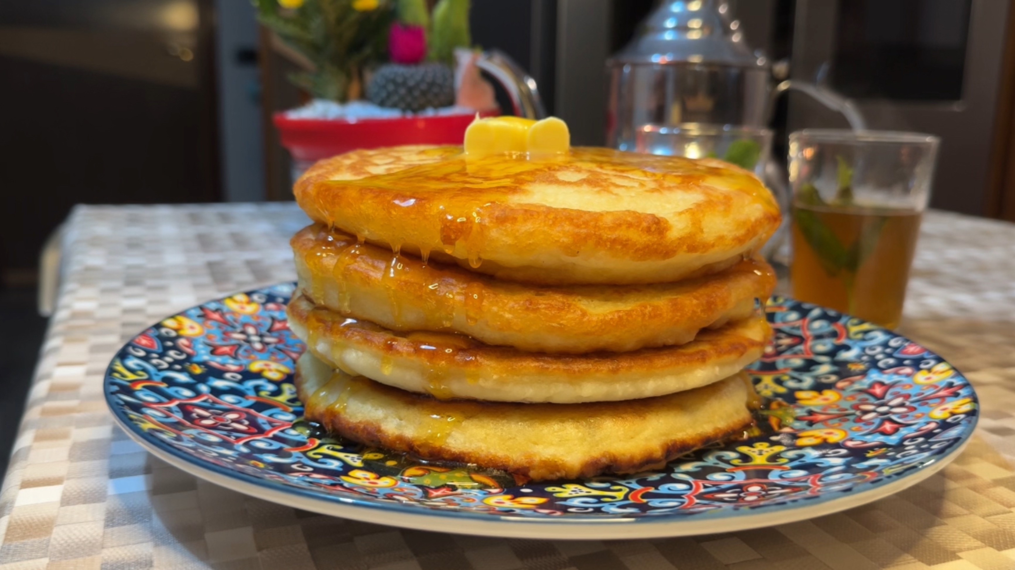 ПЫШНЫЕ ВОЗДУШНЫЕ МАРОККАНСКИЕ ОЛАДЬИ МХАНФАР - БЕЗ ЯИЦ И МОЛОКА