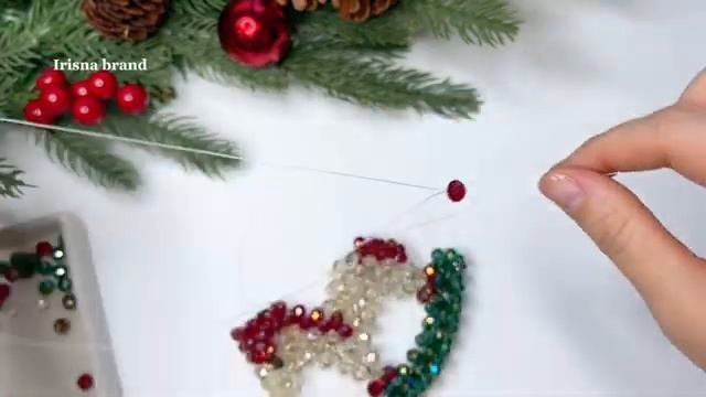 Видео-урок Ёлочная игрушка Лошадка от irisna_brand смотреть онлайн