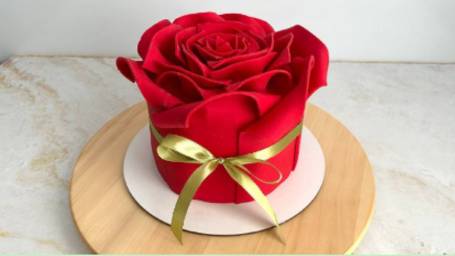 Торт в виде Розы. МК от Екатерины Матвеевой