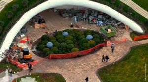 «Французский сад эмоций» в парке Галицкого уже дополнили шарами самшита.. 🧡