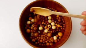 АСМР ШУРШАНИЕ. МЯГКОЕ ПЕРЕКАТЫВАНИЕ БУСИН.