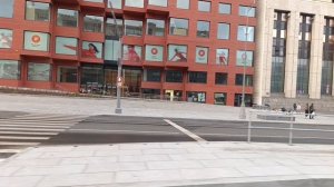 Автономный трамвай следует от станции метро Чистые пруды до площади трёх вокзалов. Москва.