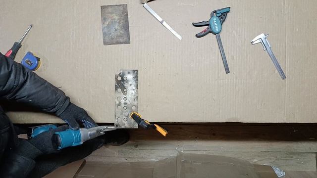 Ножницы по металлу на акб Макита. Режут КЛАСНО! Зачет! смотреть онлайн